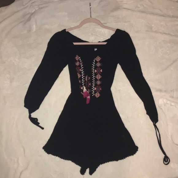 Black long sleeved romper. - Picture 2 of 3